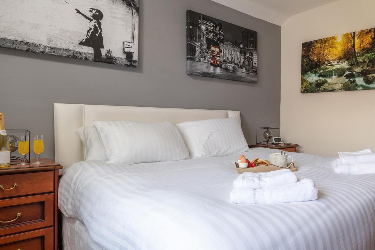 Lovely 3 Bedroom Home In Rhos On Sea ภายนอก รูปภาพ